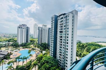 The Straits View, Bandar Baru Permas Jaya