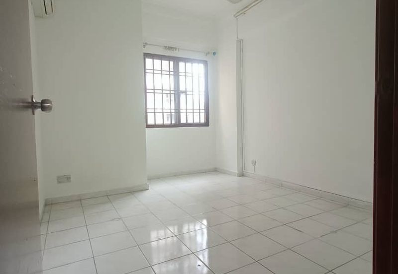 Apartment Putri Ria, Bandar Baru Kota Putri