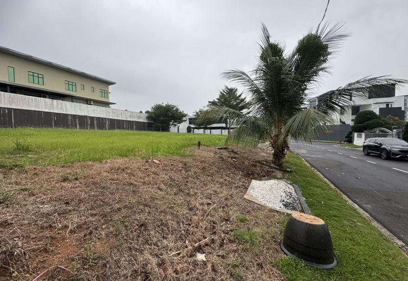 The Country Residency