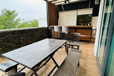 The Straits View Residences