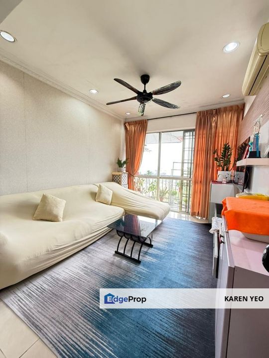 Apartment Putri Ria Bandar Baru Kota Putri Masai 2 Bedrooms For Sale With Unblock View , Johor, Masai