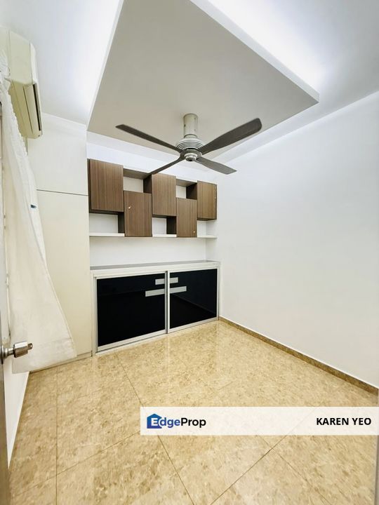 Apartment Putri Ria Bandar Baru Kota Putri Masai Johor 3 Bedrooms For Rent , Johor, Masai