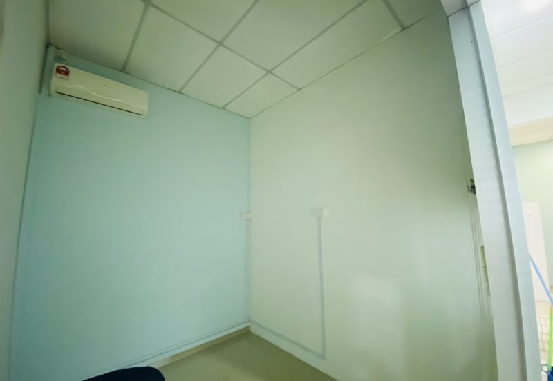 Taman Mount Austin Commercial