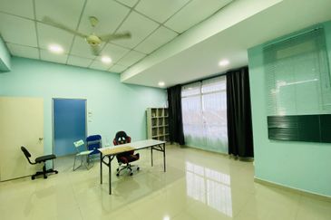 Taman Mount Austin Commercial