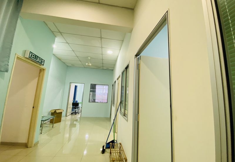 Taman Mount Austin Commercial