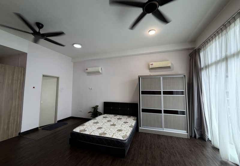 Palazio (Pangsapuri Mayland Austin)