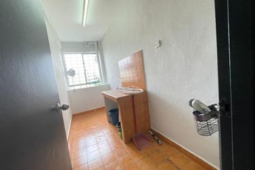 City Garden Palm Villa Condominium