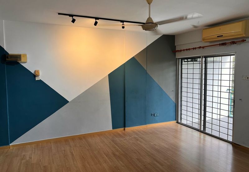 City Garden Palm Villa Condominium