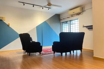 City Garden Palm Villa Condominium