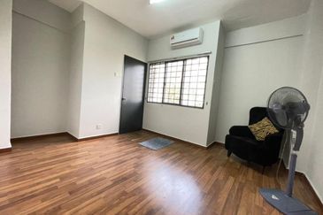 City Garden Palm Villa Condominium