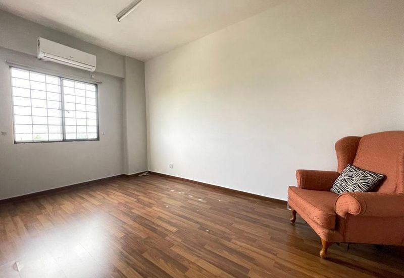 City Garden Palm Villa Condominium