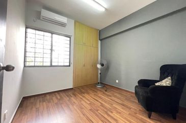 City Garden Palm Villa Condominium