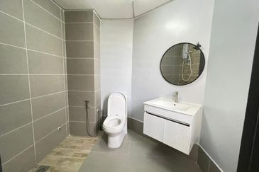 City Garden Palm Villa Condominium