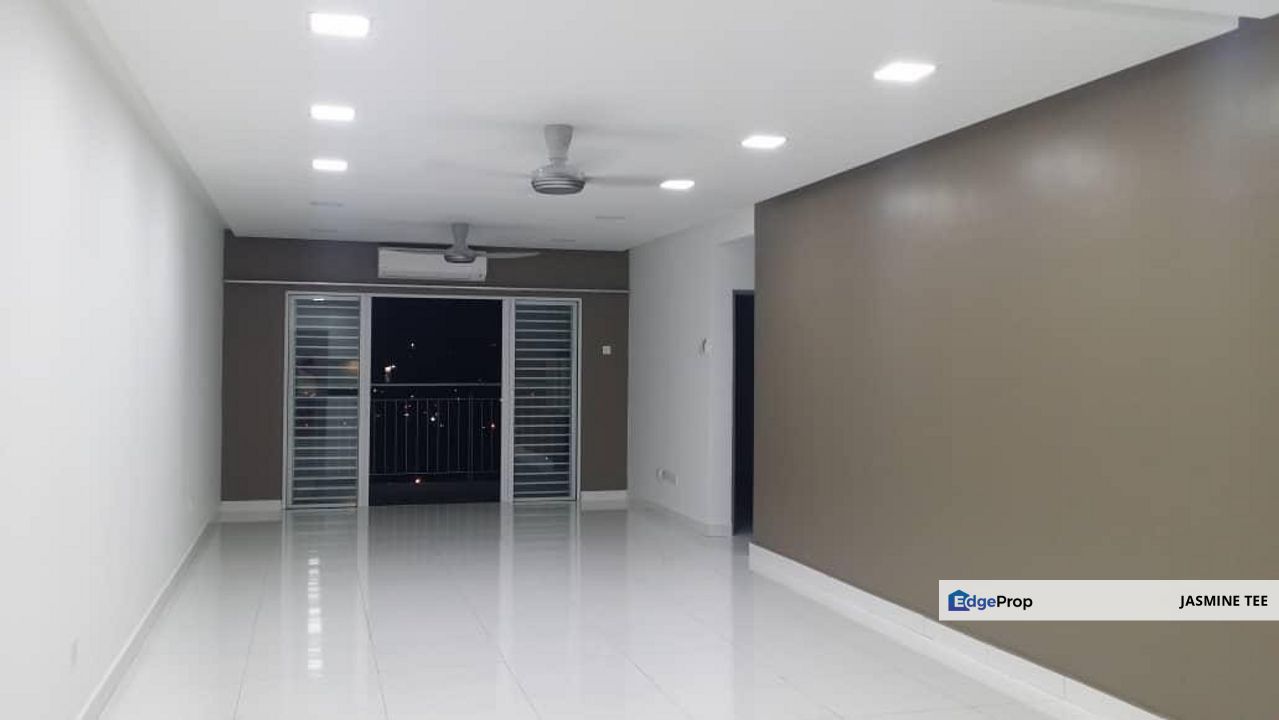 Walking distance to LRT station, Selangor, Ampang