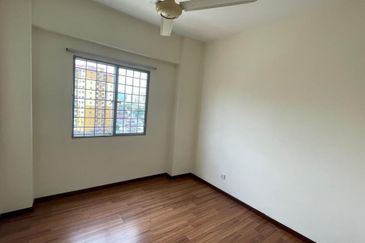 City Garden Palm Villa Condominium