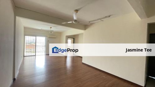 Walking distance to Cempaka LRT station, Selangor, Ampang
