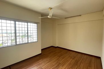 City Garden Palm Villa Condominium