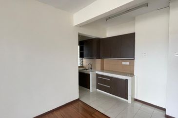 City Garden Palm Villa Condominium