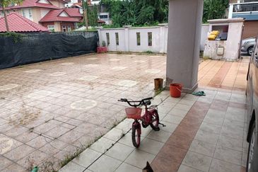 Seksyen 7 Shah Alam Non Bumi Lot Big Semi Detached 2 Storey ELITE guarded and gated    