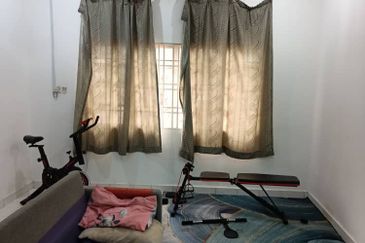 Seksyen 7 Shah Alam Non Bumi Lot Big Semi Detached 2 Storey ELITE guarded and gated    