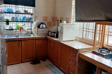 Seksyen 7 Shah Alam Non Bumi Lot Big Semi Detached 2 Storey ELITE guarded and gated    