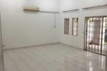 Seksyen 7 Shah Alam Big Semi Detached 2 Storey ELITE guarded and gated  