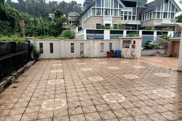Seksyen 7 Shah Alam Big Semi Detached 2 Storey ELITE guarded and gated  