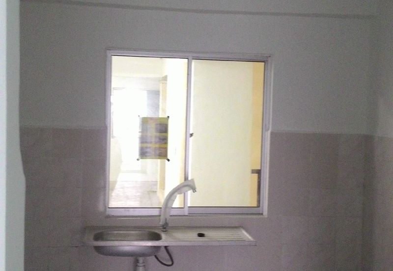 Villaria, PJS 5 Sunway Petaling 3 rooms 2 bathroom 1 car park Middle Floor   Villaria, PJS 5, Selangor    3 Rooms Apartment for Sell   -3 rooms 2 bath