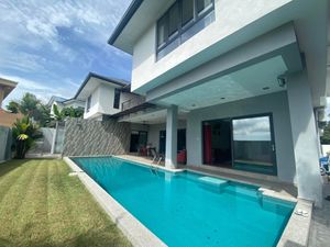 Seksyen 9 Shah Alam 2 Storey Bungalow with Swimming Pool for Sale @RM3 ...