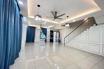 Iris Encorp Cahaya Alam