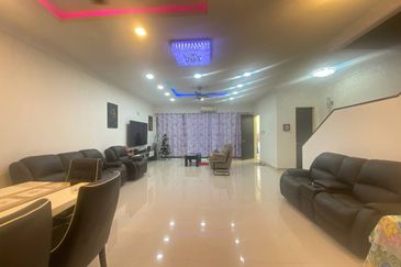 Pentas 2 @ Alam Impian