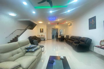 Pentas 2 @ Alam Impian