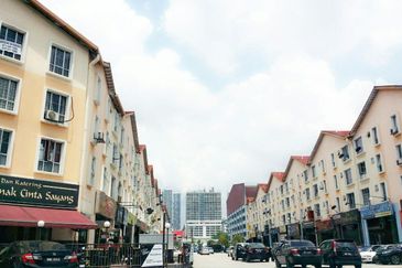 Pusat Komersial Seksyen 7