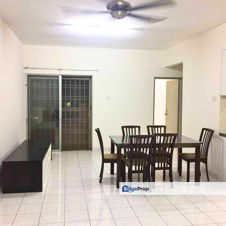 Non Bumi Full Furnished Pelzngi Damansara Condo Kota Damansara, Selangor, Kota Damansara