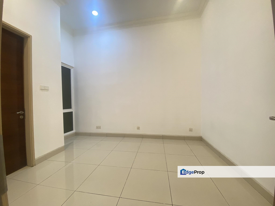 28x70 Gated Guarded Temasya Citra Glenmarie Shah Alam, Selangor, Glenmarie