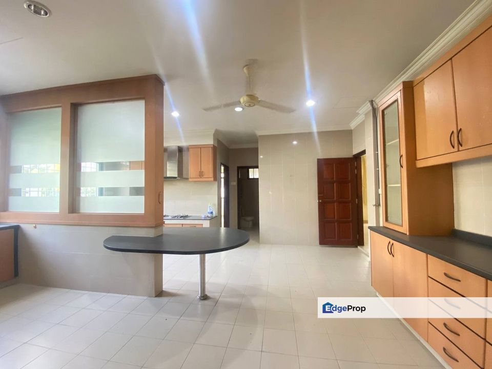 Partial Furnished Glenmarie Courts Sek U1 Shah Alam, Selangor, Glenmarie