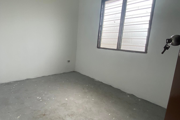 Flat PKNS, Seksyen 7