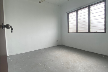 Flat PKNS, Seksyen 7