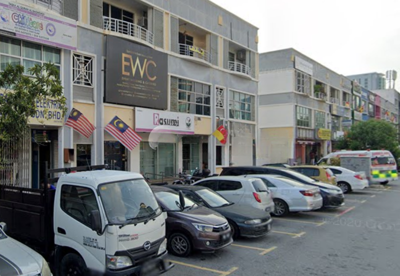 Dataran Otomobil, Seksyen 15