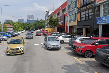 Dataran Otomobil, Seksyen 15