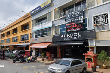 Dataran Otomobil, Seksyen 15