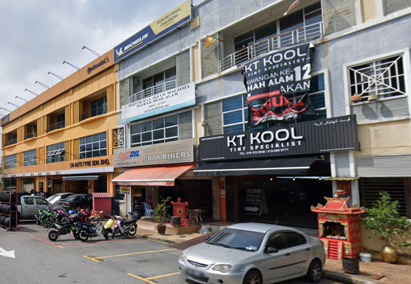 Dataran Otomobil, Seksyen 15