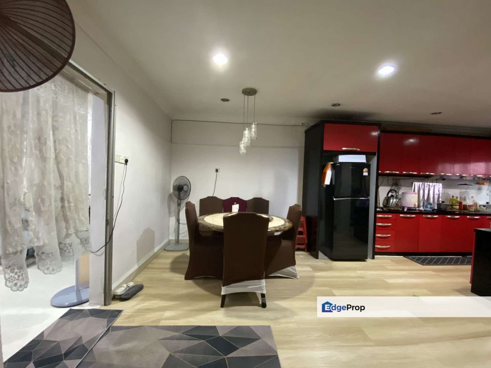 Non Bumi House Section 7 Shah Alam Selangor, Selangor, Shah Alam