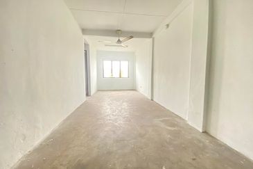 Flat PKNS, Seksyen 7