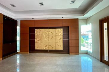 Tropicana Golf & Country Resort