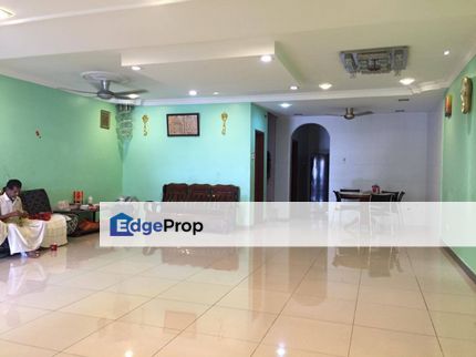 Full Renovated House Jln Kristal Seksyen 7 Shah Alam Selangor, Selangor, Shah Alam