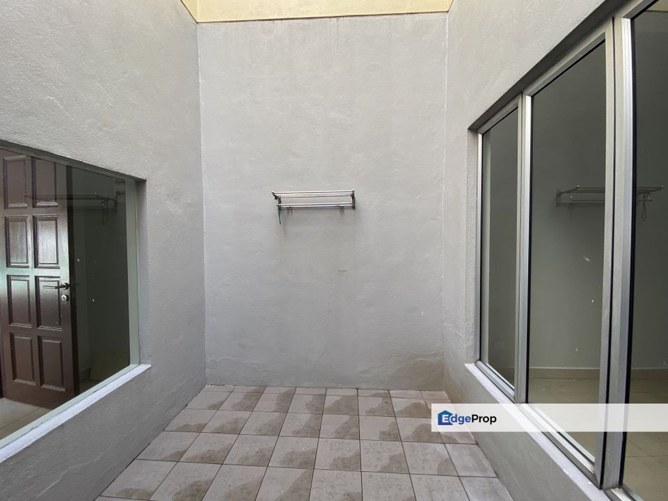 Freehold Gated Guarded Laman Seri Shah Alam Selangor, Selangor, Shah Alam