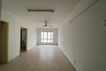 Pusat Komersial Seksyen 7