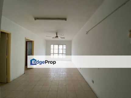 3 Bedrooms Move In Pusat Komersial Seksyen 7 Shah Alam Selangor, Selangor, Shah Alam