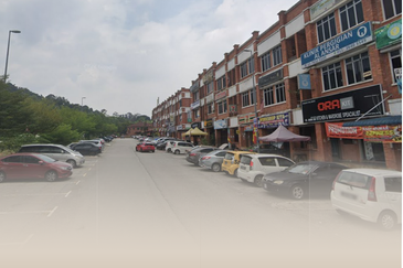 Jalan Pulau Lumut P U10/P @ Alam Budiman